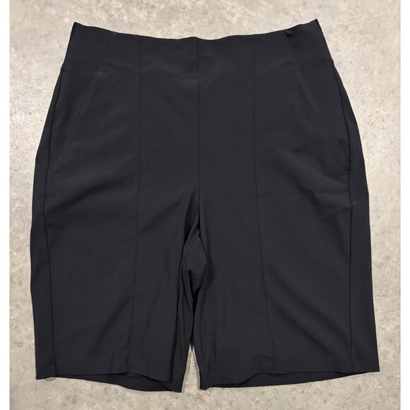 Athleta Pants - Athleta Black Bermuda Shorts Womens Size 6 Stretch 9” Inseam Lightweight